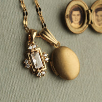 Gold Jewel Vintage Charm Locket