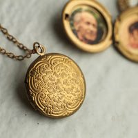 Antique Gold Posy Locket