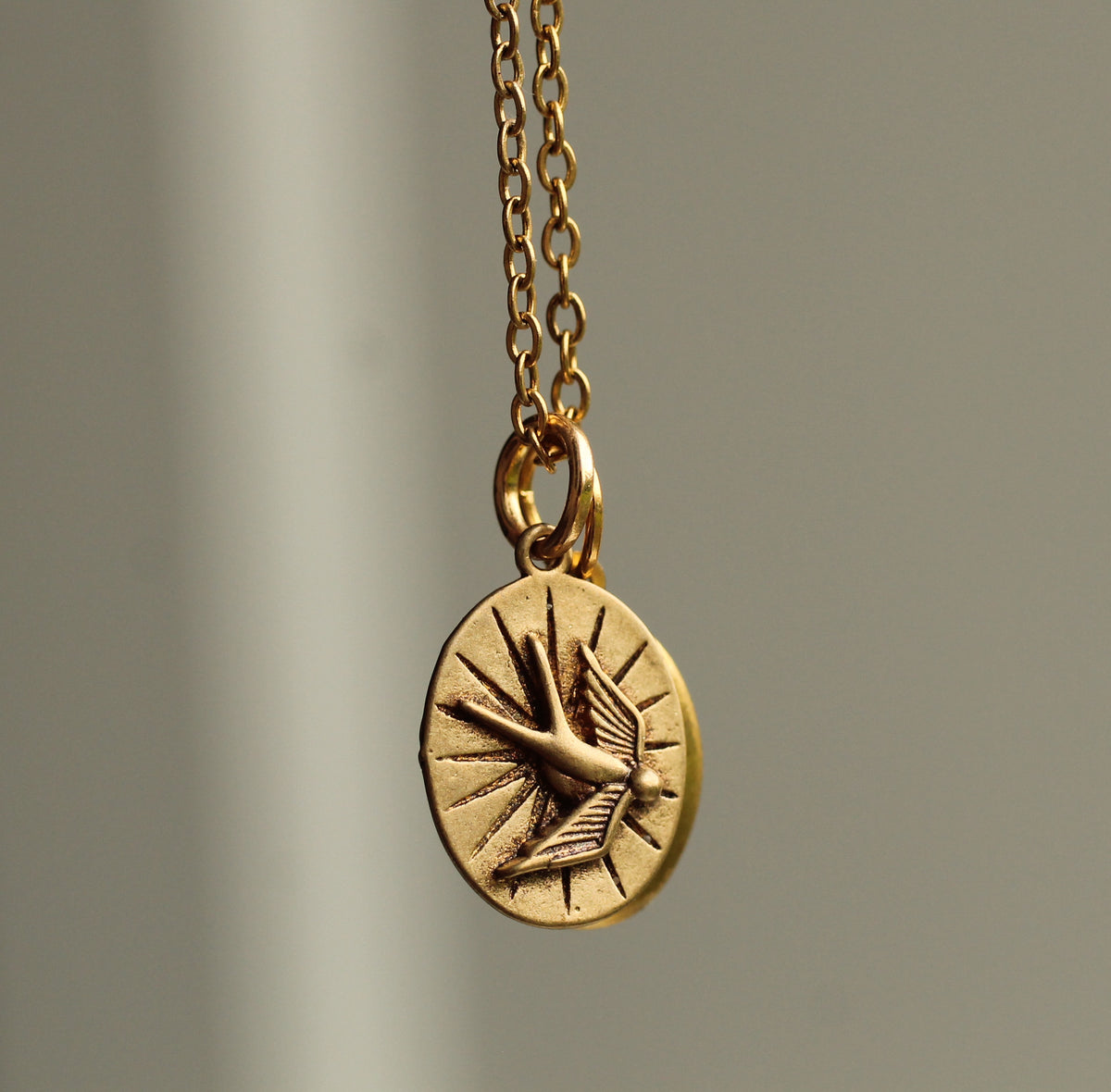 Bird Medallion Charm Locket