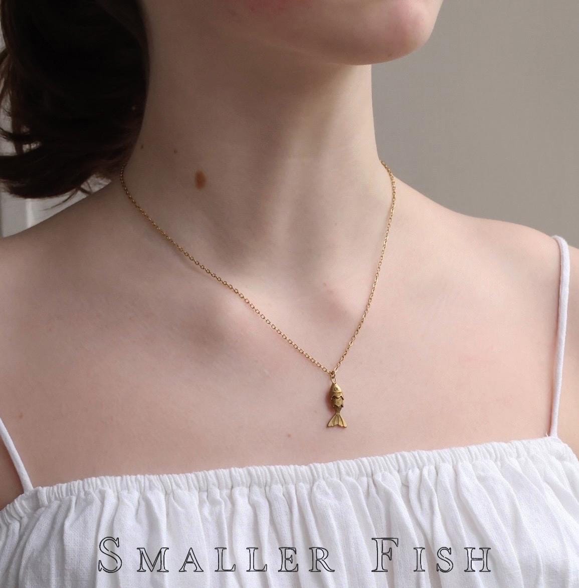Vintage Articulated Moving Gold Fish Necklace - Necklaces