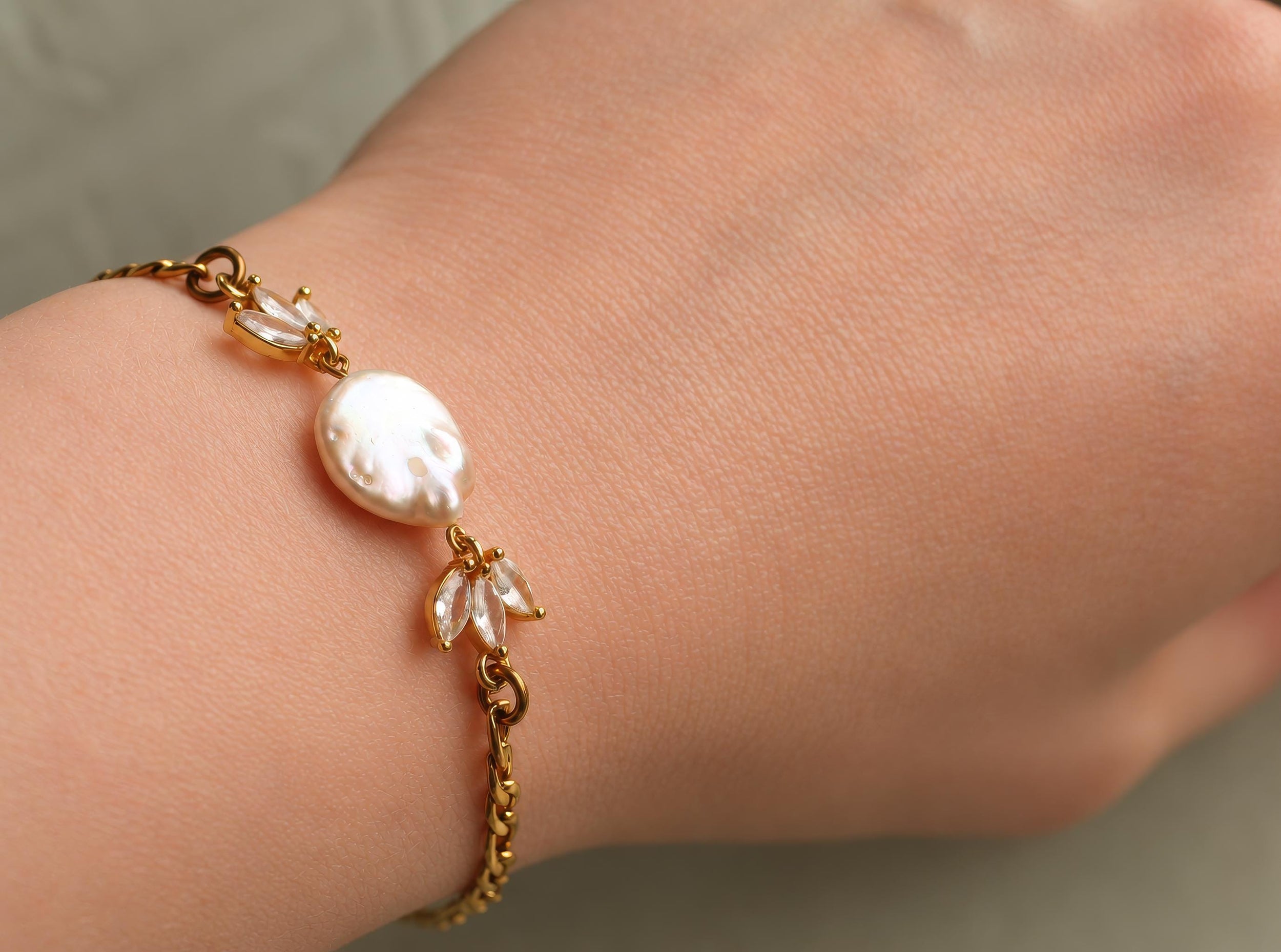 Freshwater Pearl Flower Girl Bracelet