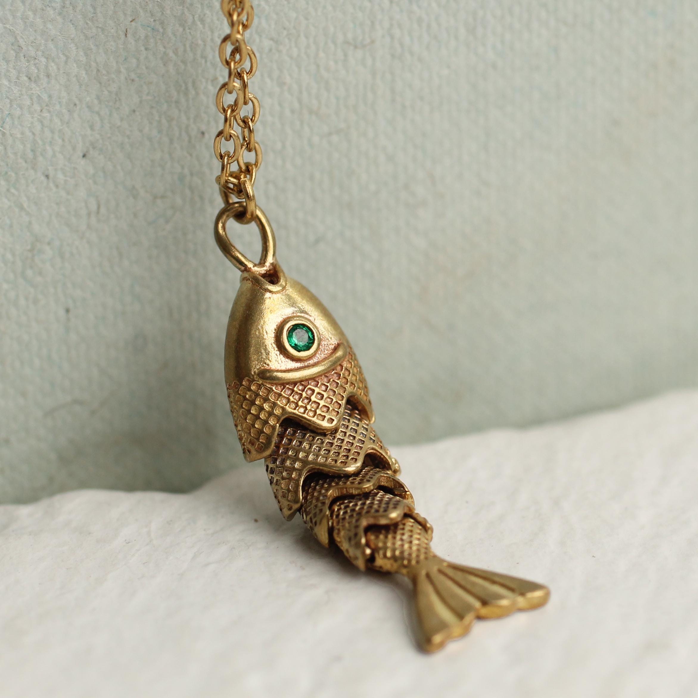 Vintage Articulated Moving Gold Fish Necklace - Necklaces