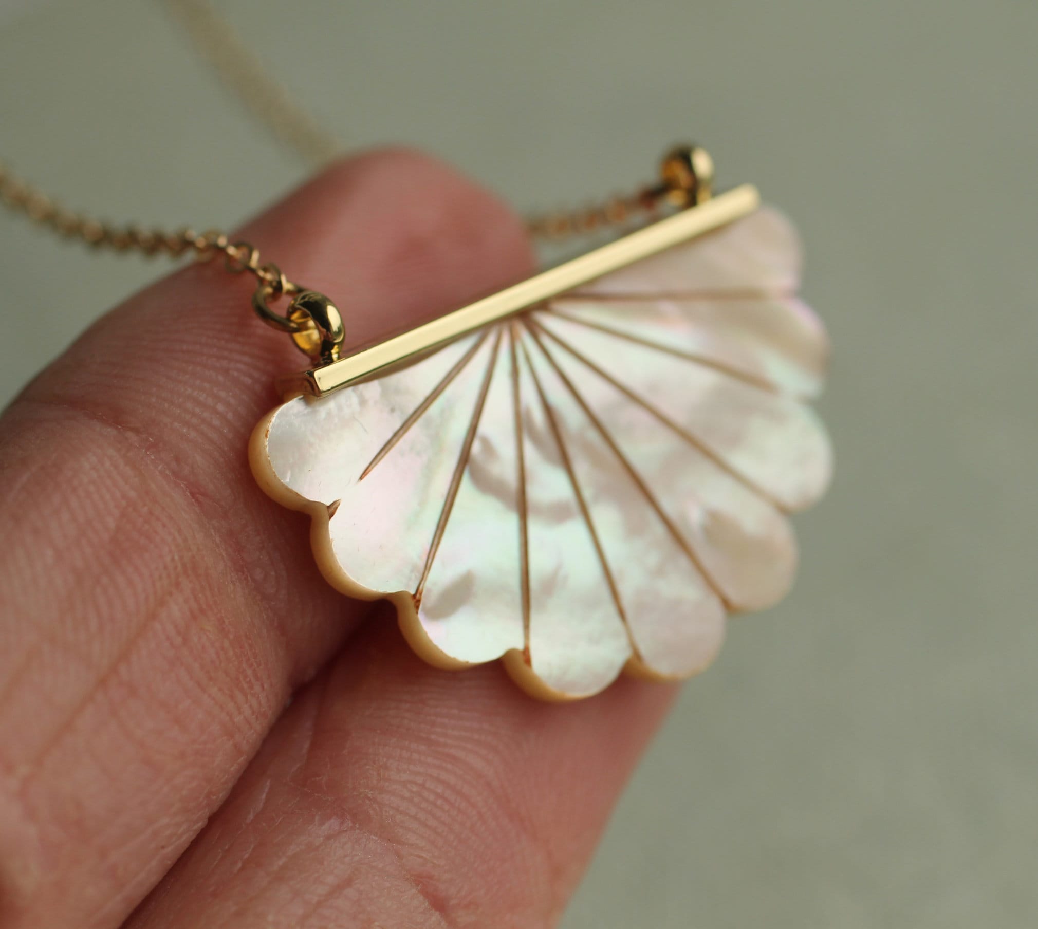Art Deco Mother of Pearl Pendant Necklace