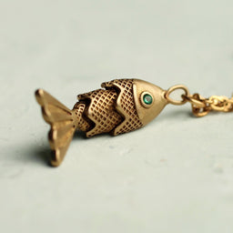 Vintage Articulated Moving Gold Fish Necklace - Necklaces
