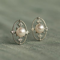 Silver Comet Pearl Stud Earrings