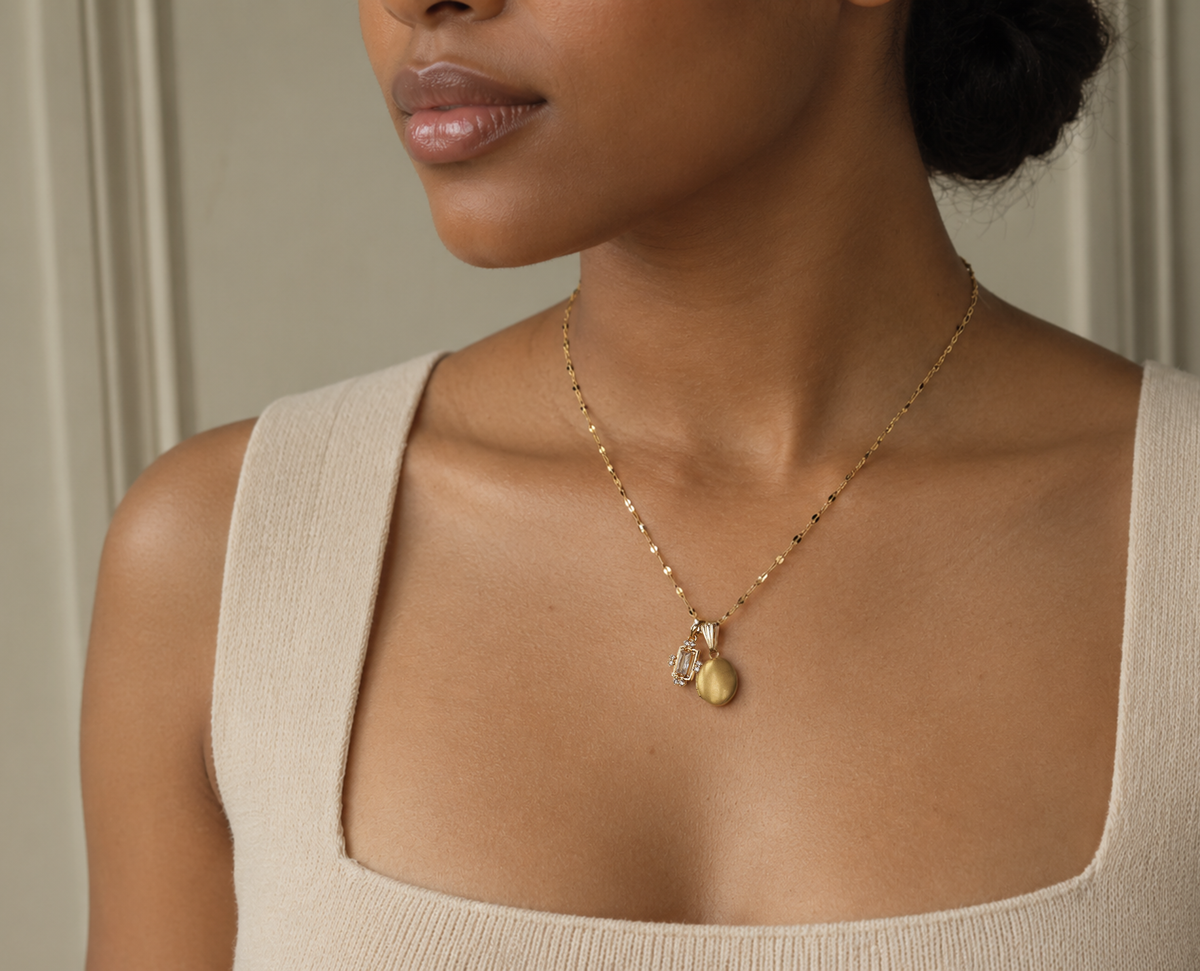 Gold Jewel Vintage Charm Locket