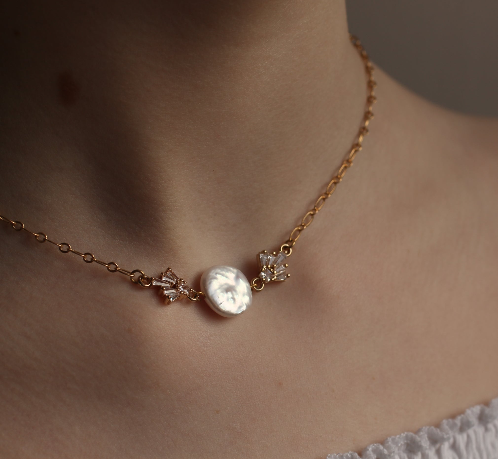 Art Deco Pearl Crystal Necklace