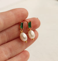 Emerald and Freshwater Pearl Drop Earrings