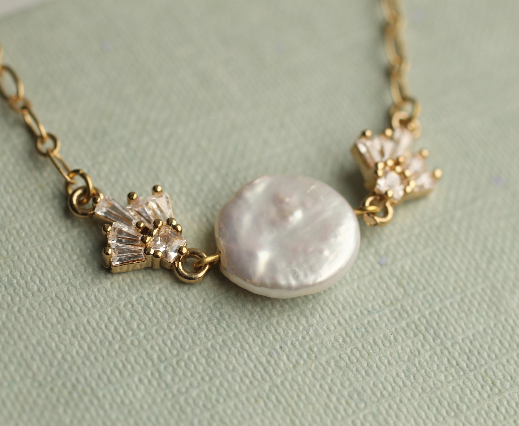 Art Deco Pearl Crystal Necklace