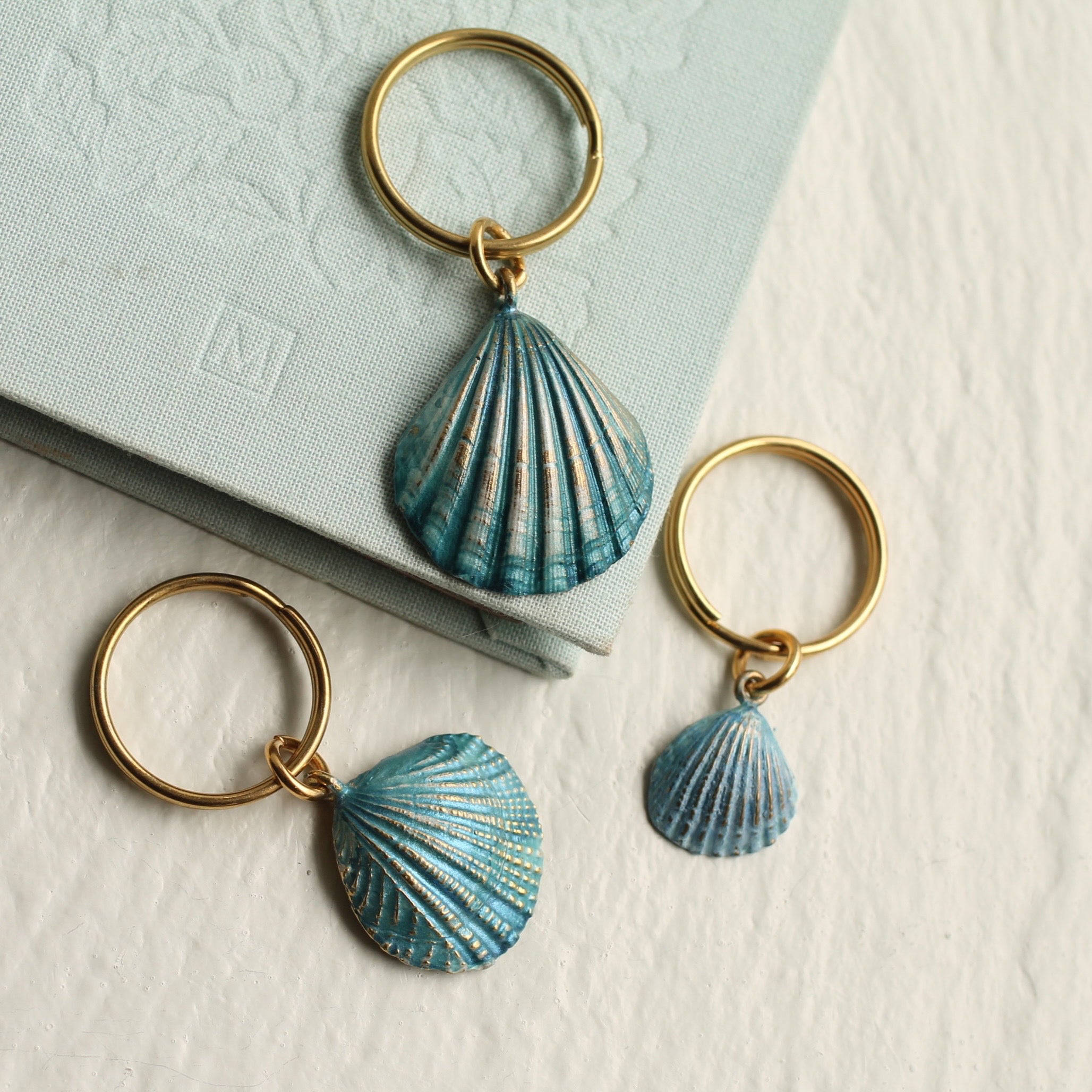 Seashell and Pearl Keyring (Medium)