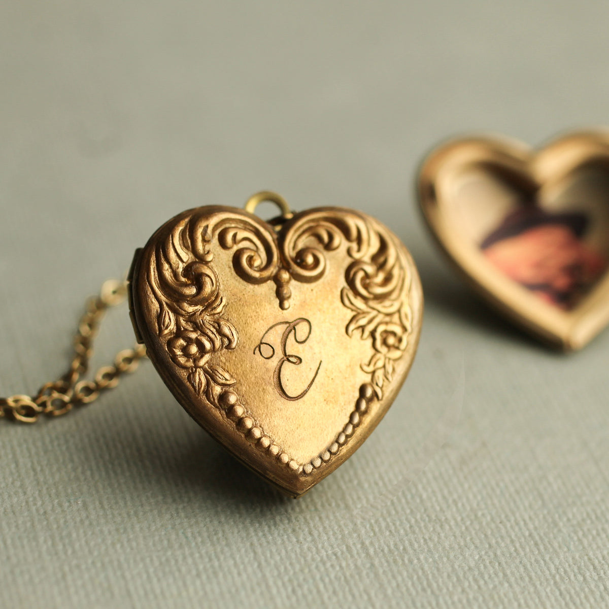 Personalized Vintage Heart Locket Necklace - personalised photo locket