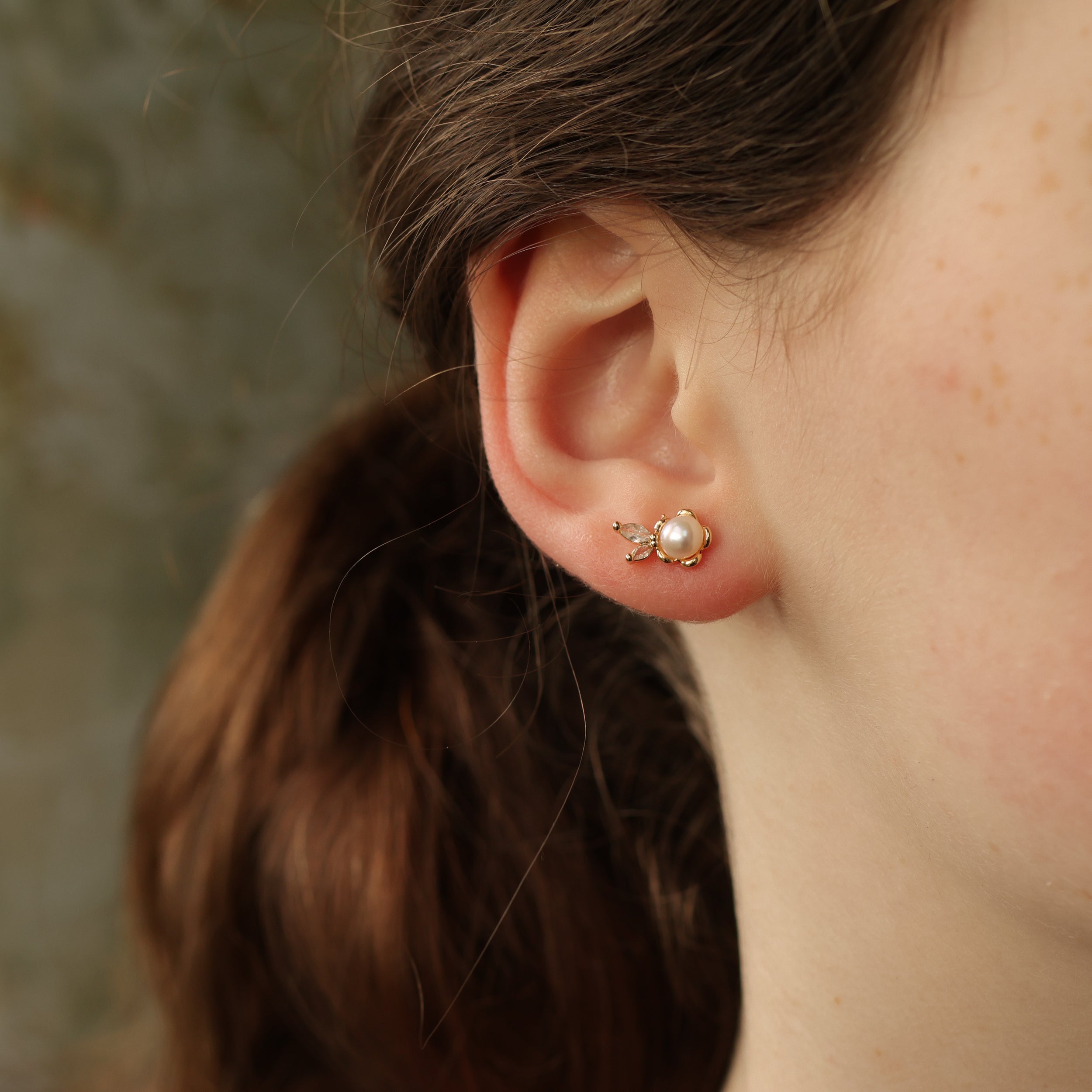 Pearl Marigold Stud Earrings