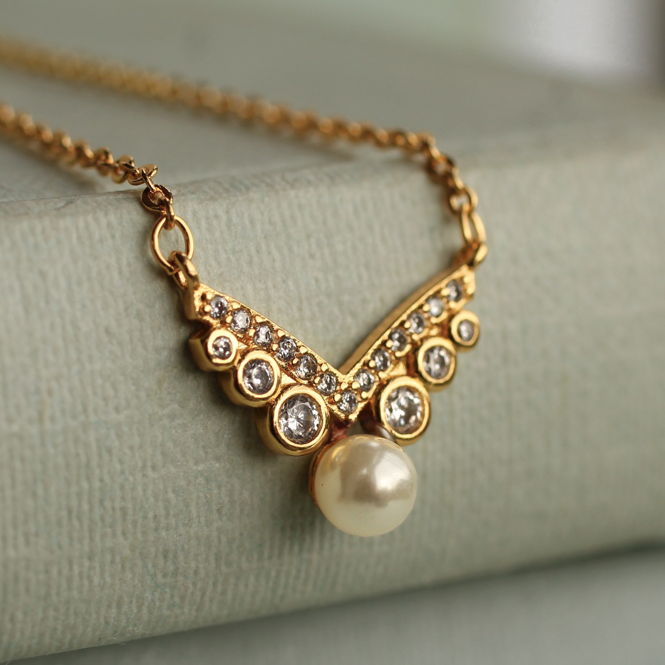 Pearl Art Deco Necklace
