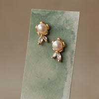 Pearl Marigold Stud Earrings