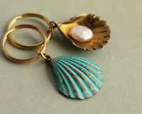 Turquoise Seashell and Pearl Keyring