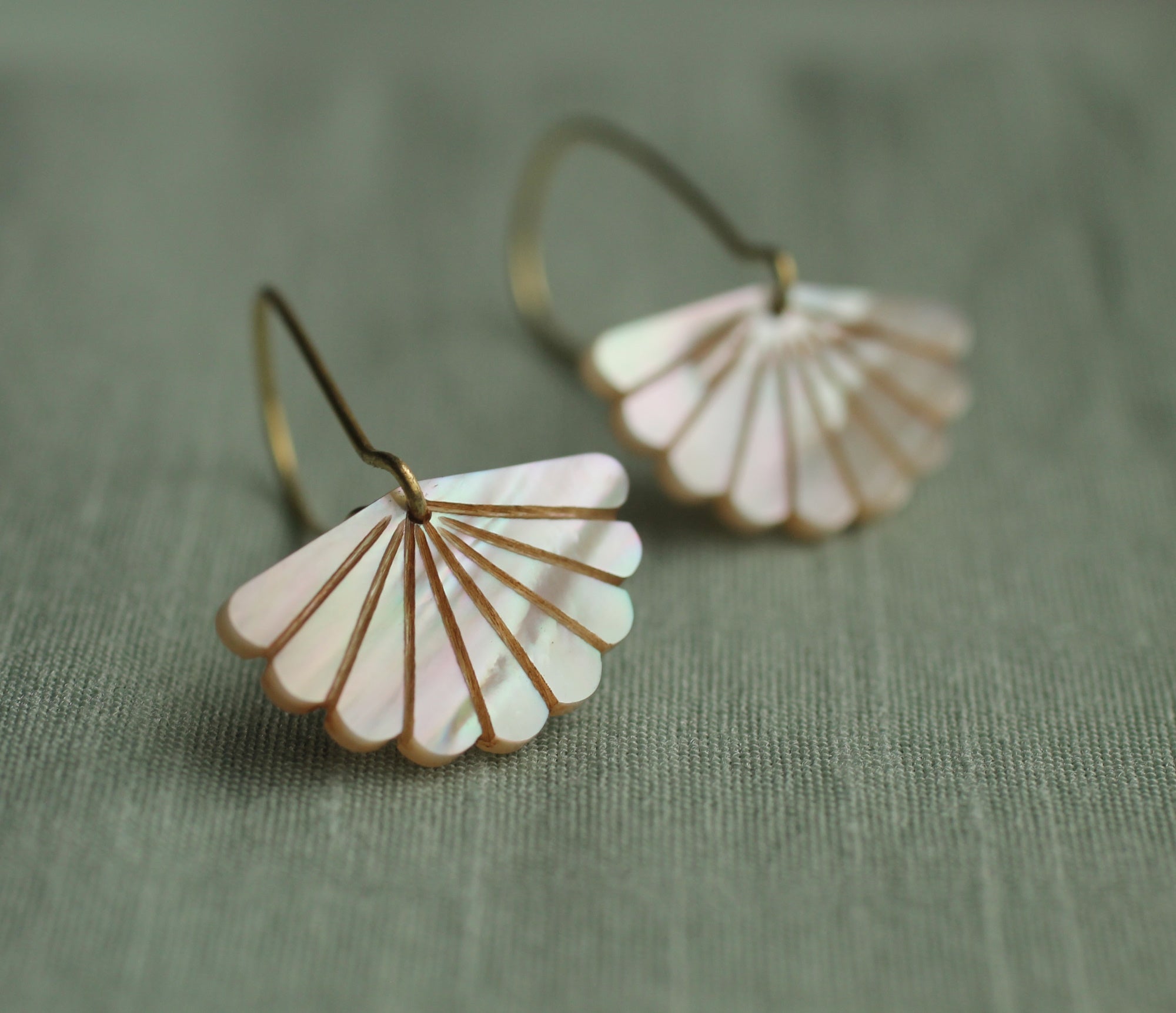 Mother of Pearl Scallop Earrings
