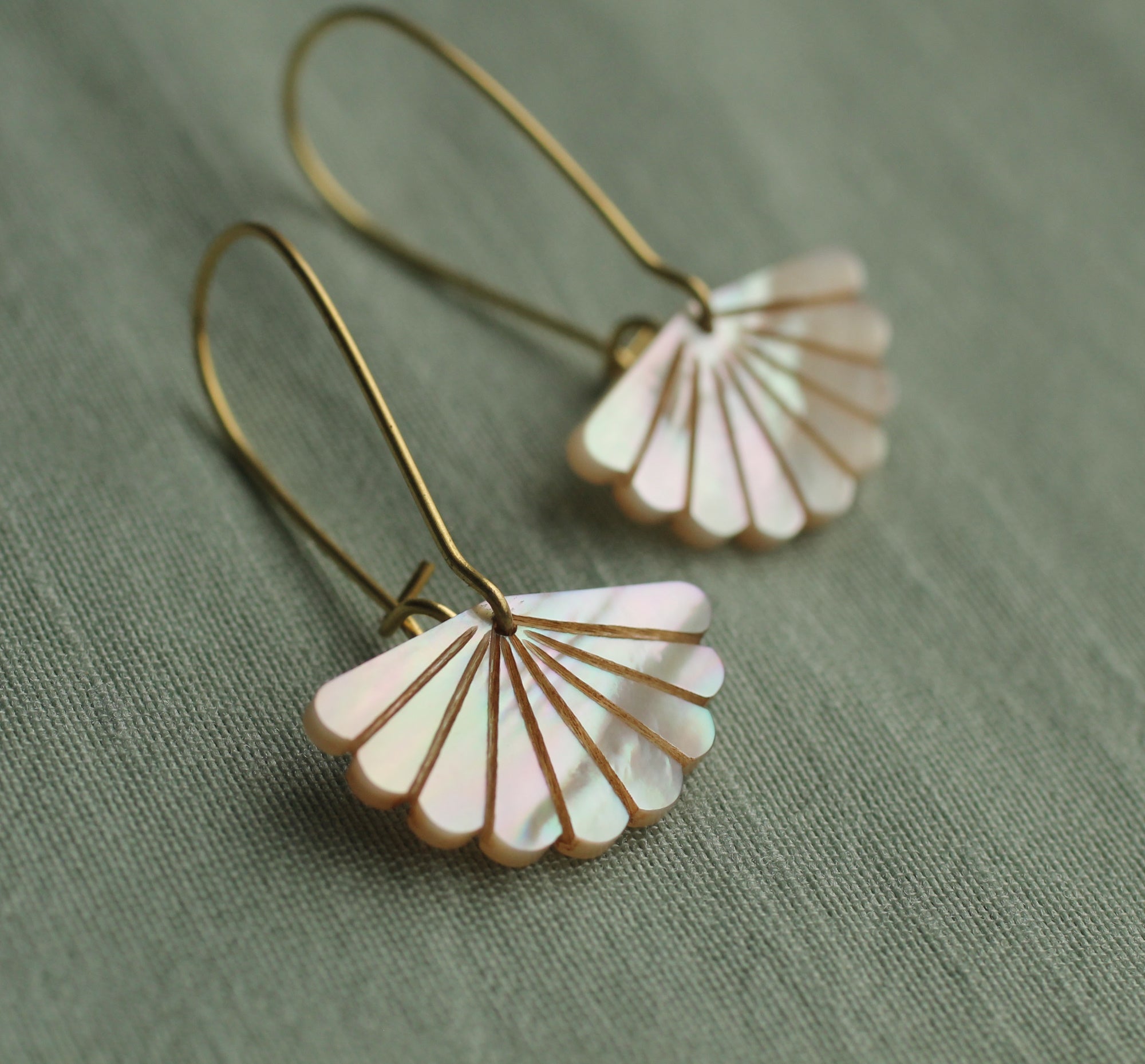 Mother of Pearl Scallop Earrings