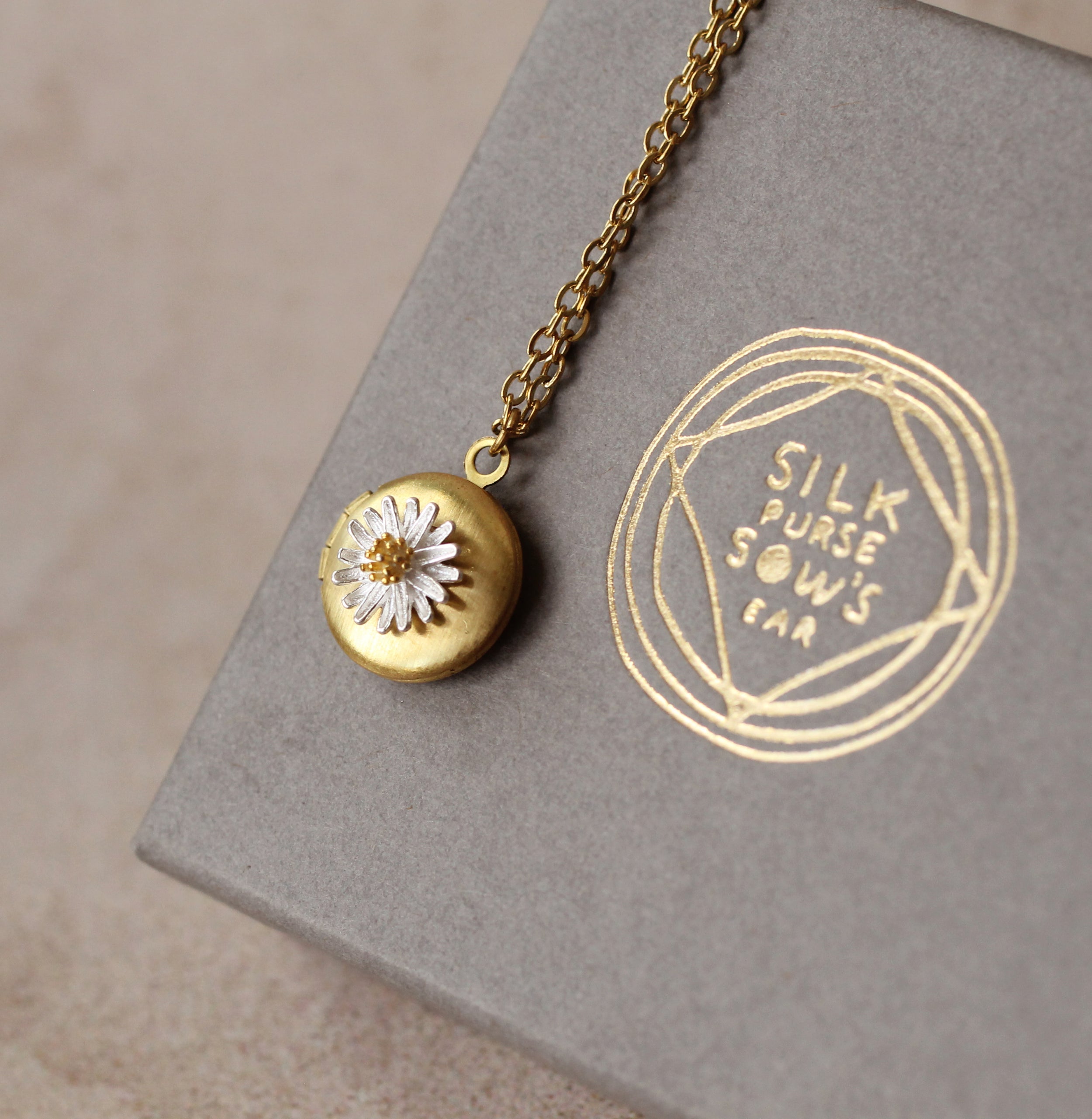 Tiny Daisy Flower Locket